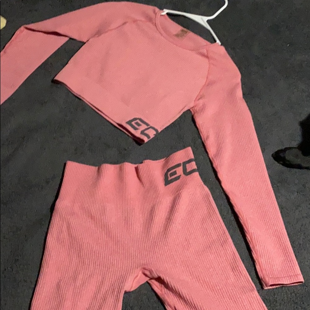 ECHT legging and top set